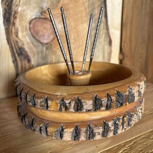 Ellwood Rusticware Nut Cracker Bowl Tree Bark Theme Vintage